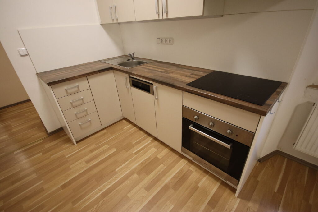 Pronájem bytu 2+kk v osobním vlastnictví 50 m² 3 img 9974