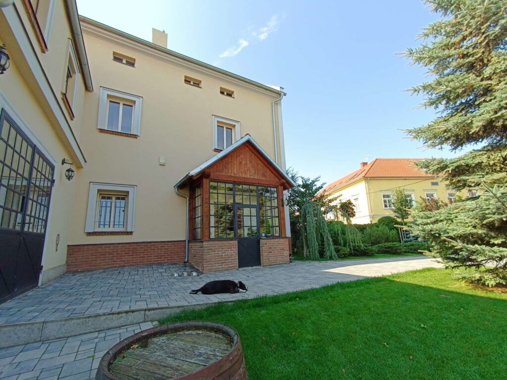 Prodej domu 225 m², pozemek 708 m² 4 1692346350391