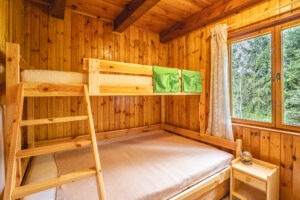 Prodej chaty 4kk 63 m² na pozemku 353 m² Houserovka – Pelhrimov Reality VencovskY Vysocina 13