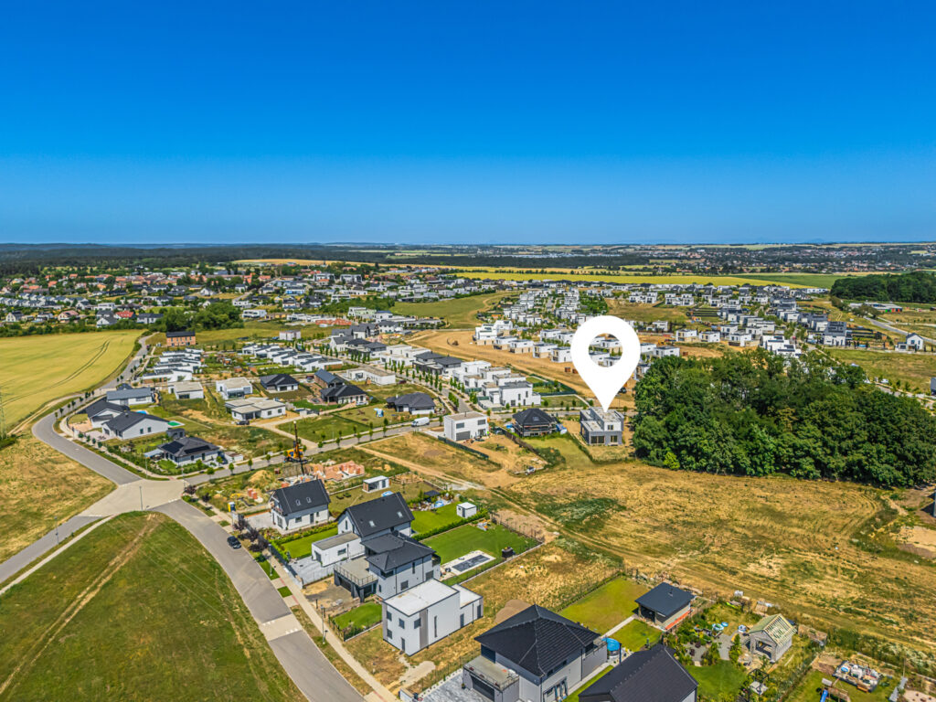 Prodej domu 378 m2 Vysoky ujezd Beroun pozemek 1049 m2 Reality Vencovsky Praha 10