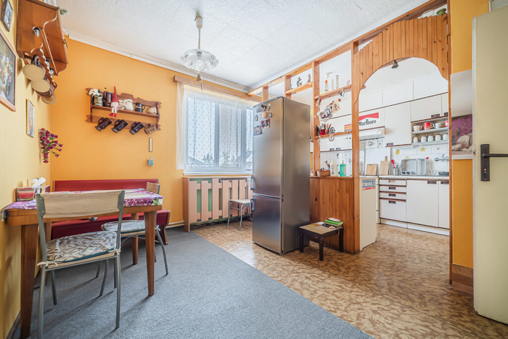 Prodej domu 302 m² s pozemek 625 m² 3 prodej domu Dolni Pocernice ulice Listopadova praha reality vencovsky 33