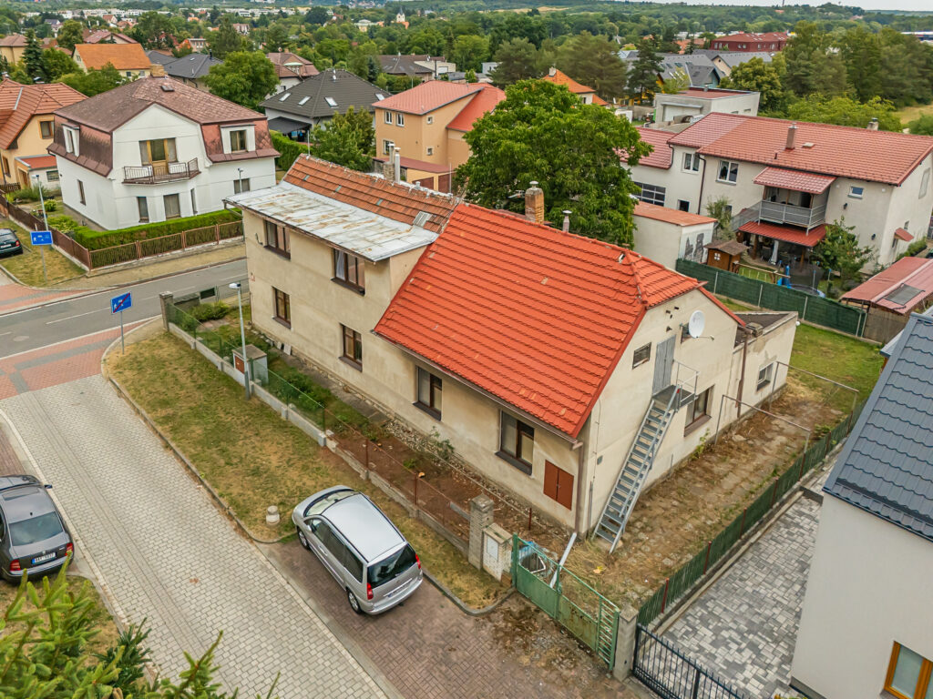 Prodej domu 302 m² s pozemek 625 m² 2 prodej domu Dolni Pocernice ulice Listopadova praha reality vencovsky 44