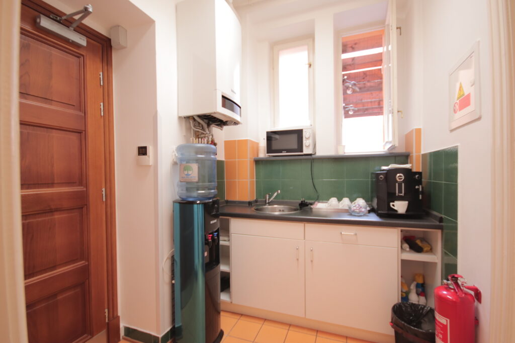 Pronájem kancelářských prostor 33 m² 3 img 0579