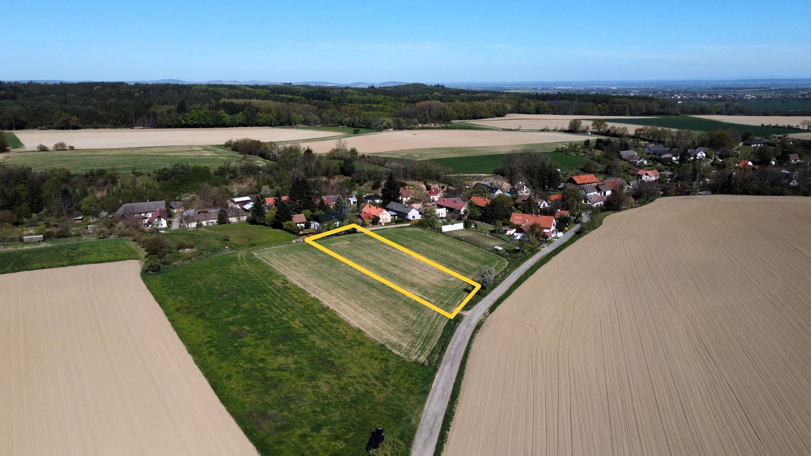 Prodej pozemku 2617 m² 21 dji 0652