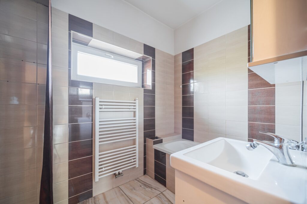 Prodej bytu 3+1, 69 m² - garáž 7 prodej bytu 31 garaz balkon Hostivice u Prahy ulice na piskach reality vencovsky 25
