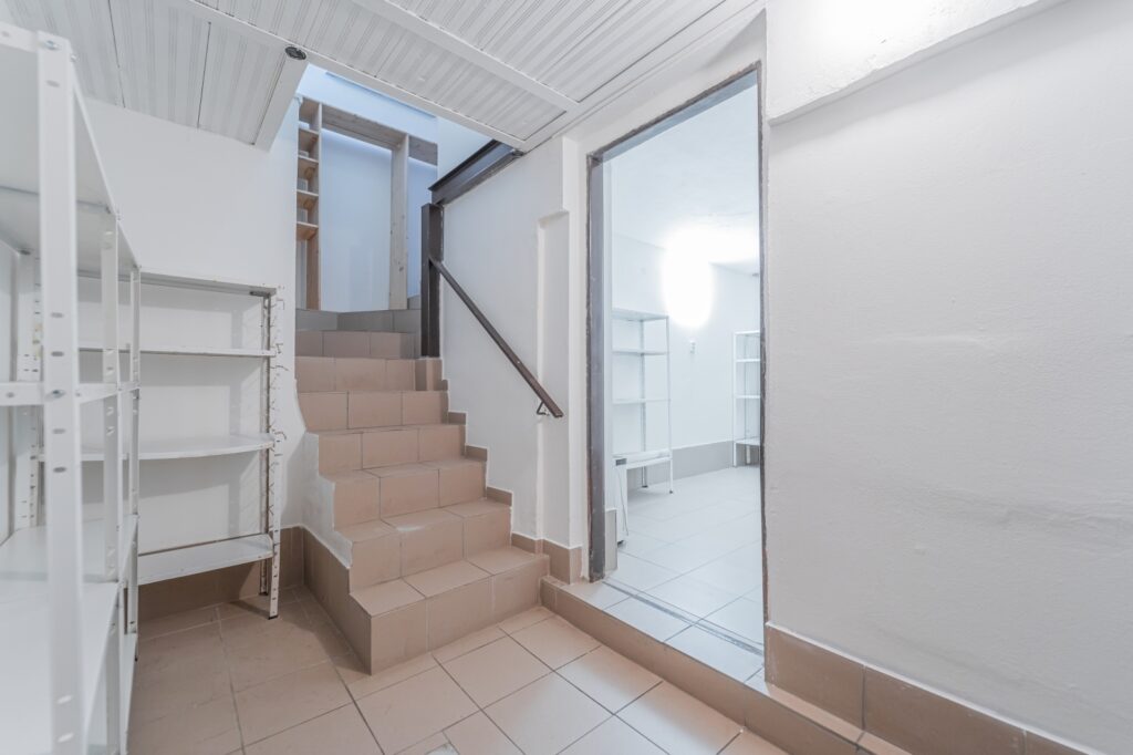 Prodej rekreacni chaty 2kk o uzitne plose 60 m² terasa 14 m² u Vltavy – Roztoky u Prahy 4