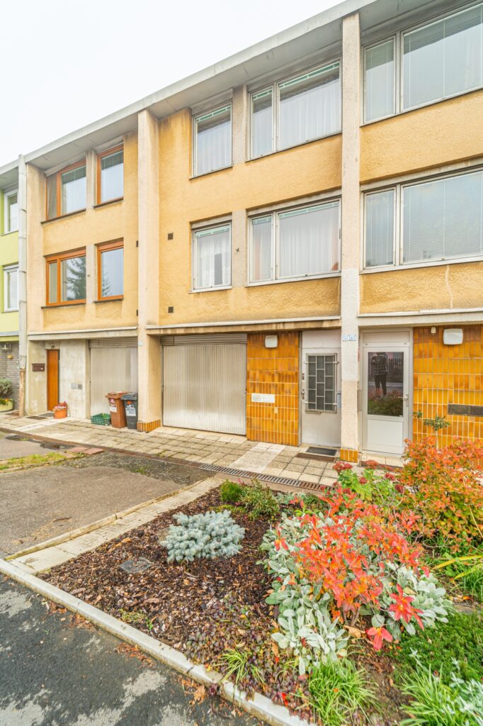 Prodej řadového domu 145 m² 19 foto25