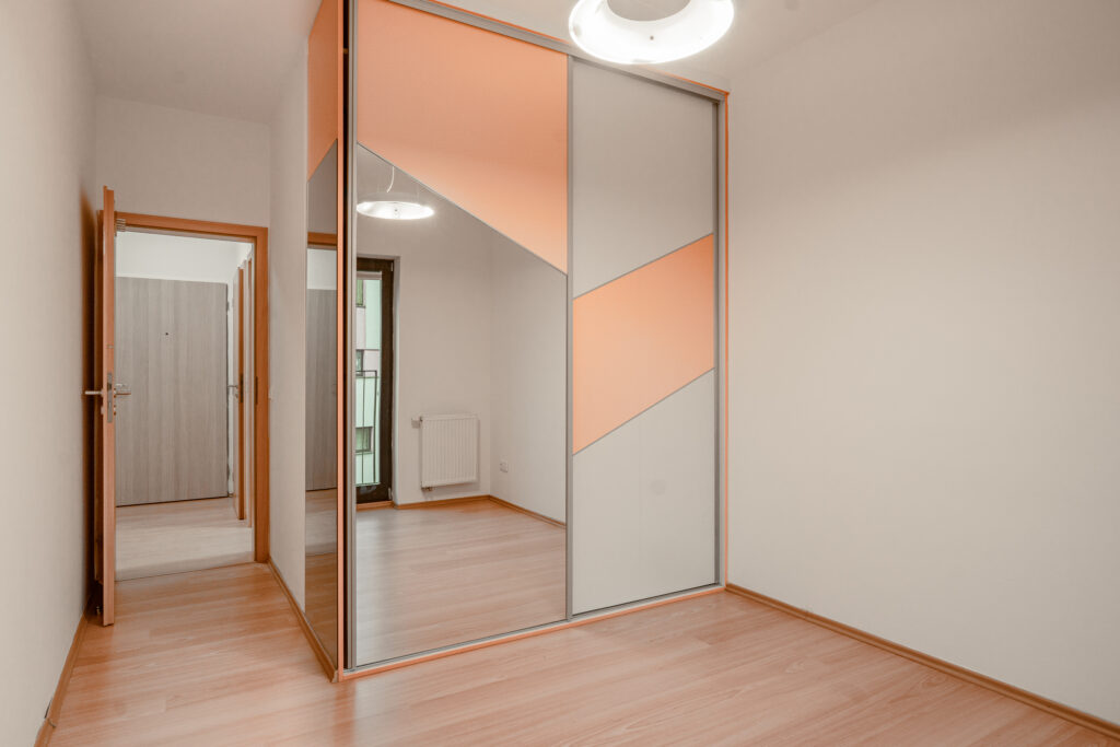 Prodej cihlového bytu 3+kk v osobním vlastnictví 83 m² 7 prodej bytu 3kk havlickuv brod garazove stani stromovka kraj vysocina reality vencovsky 8