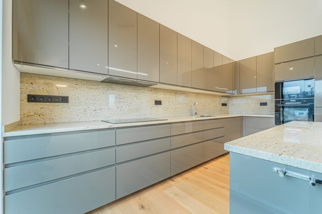 Kunratice praha 4 pronajem bytu 3kk reality vencovsky 7