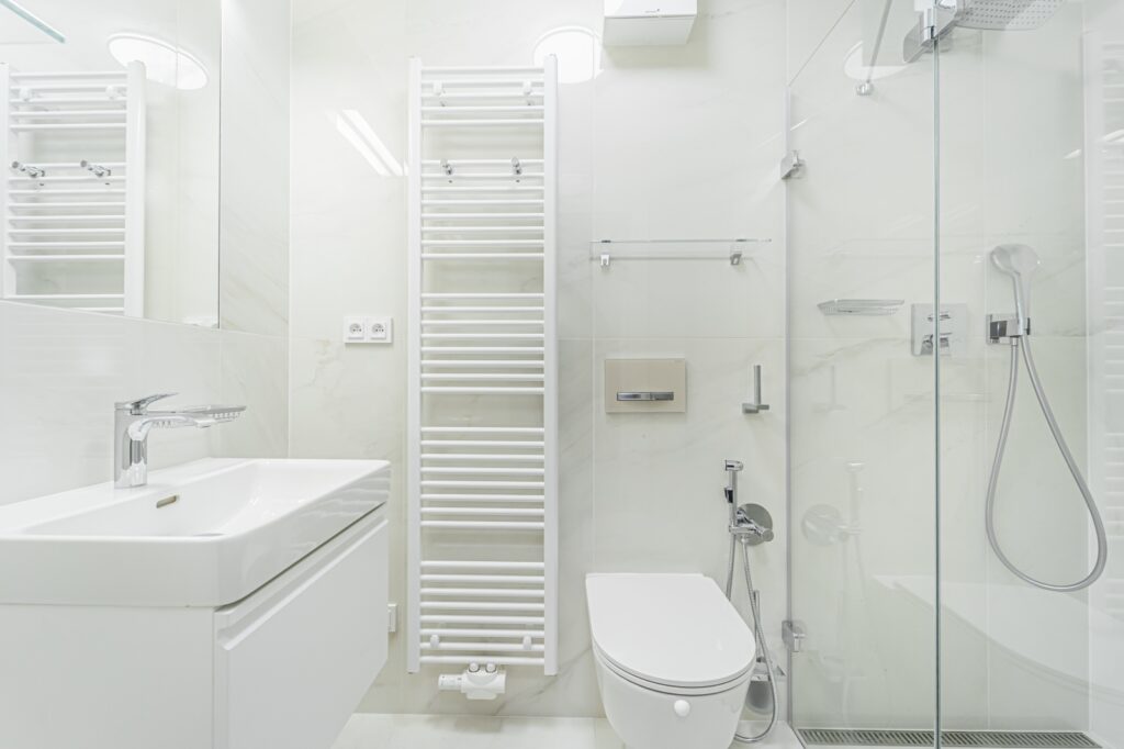 Pronájem bytu 1+kk v osobním vlastnictví 32 m² 6 pronajem bytu 32 m2 ulice debolinska kunrtaice praha 4 reality vencovsky 12