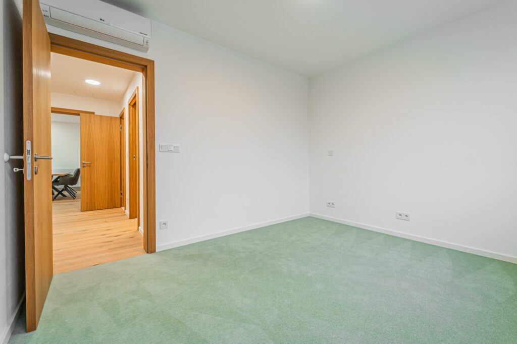 pronajem bytu 3kk 93 m2 kunratice ulice debolinska praha 4 reality vencovsky 12