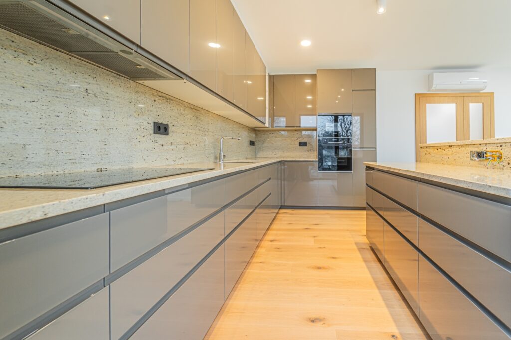 pronajem bytu 3kk 93 m2 kunratice ulice debolinska praha 4 reality vencovsky 7