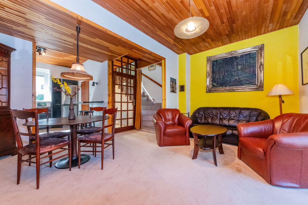 Prodej domu 163 m² 6 mg 0218