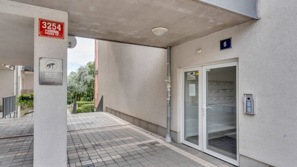 Prodej bytu 2+kk v osobním vlastnictví 60 m² 23 DSC028221