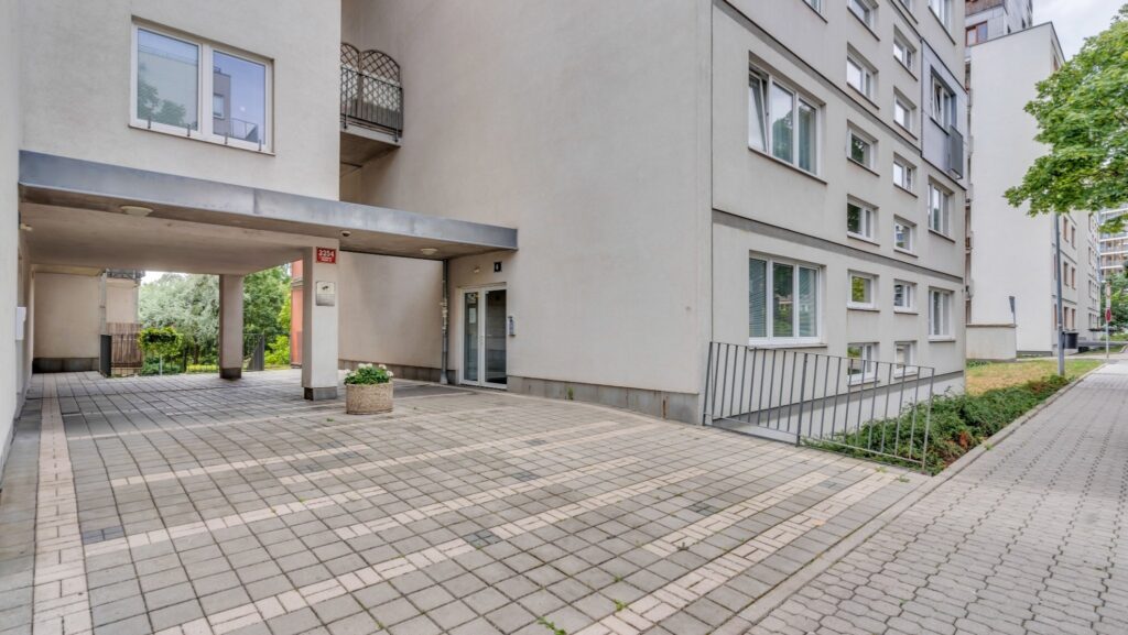 Prodej bytu 2+kk v osobním vlastnictví 60 m² 24 DSC028281