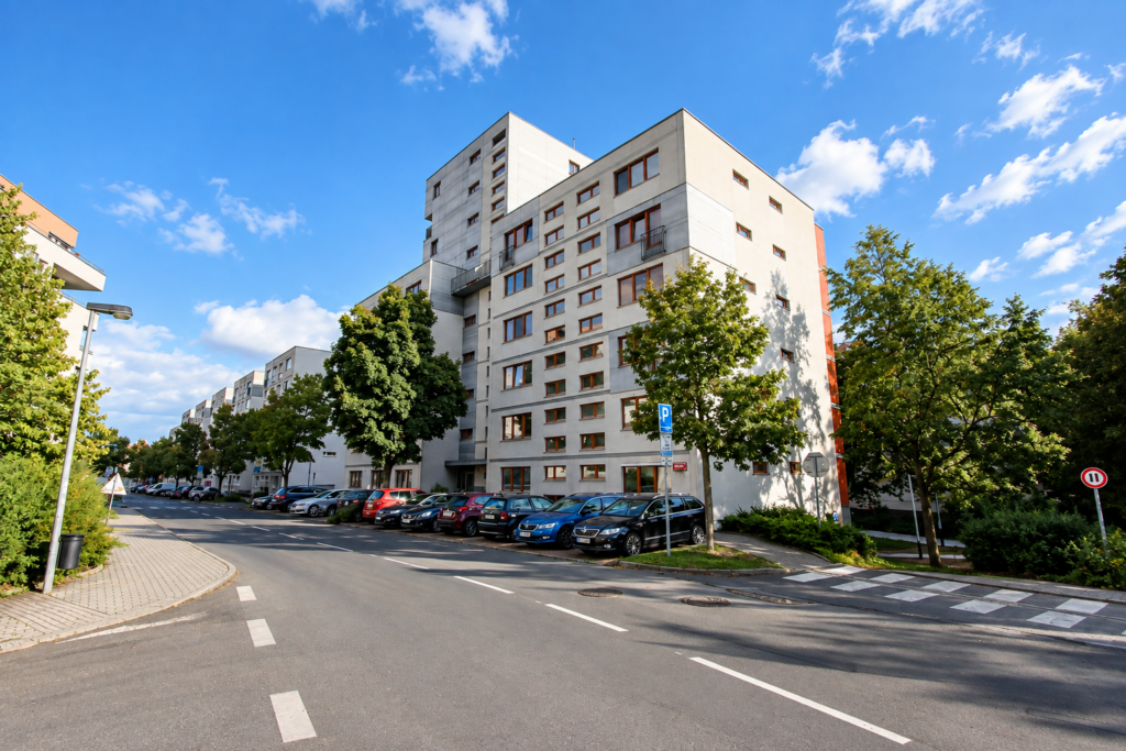 Prodej bytu 1+kk v osobním vlastnictví 35 m² 16 Prodej bytu 1kk 35 m2 Nazovska Praha 10 Strasnice Reality Vencovsky 03 1