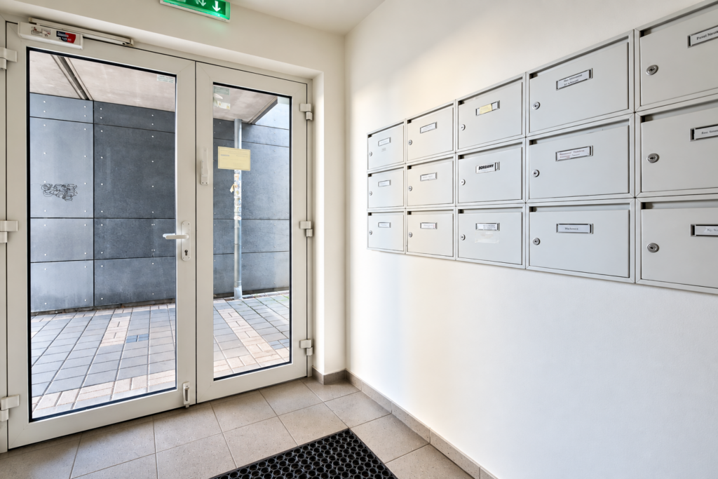 Prodej bytu 1+kk v osobním vlastnictví 35 m² 11 Prodej bytu 1kk 35 m2 Nazovska Praha 10 Strasnice Reality Vencovsky 14