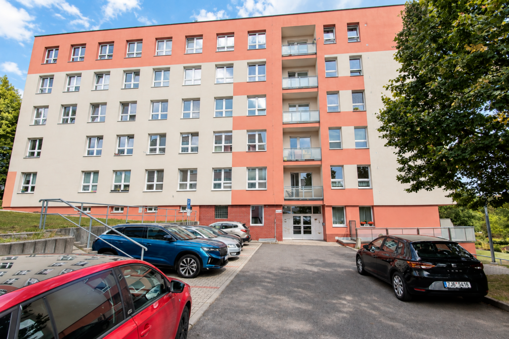 Prodej bytu 2+kk 47 m², Žďár nad Sázavou 27 Prodej bytu 2kk 4714 m² – U Klafarku Zdar nad Sazavou KRAJ VYSOCINA REALITY VENCOVSKY 07