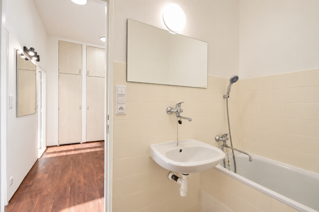 Prodej bytu 2+kk 47 m², Žďár nad Sázavou 16 Prodej bytu 2kk 4714 m² – U Klafarku – Zdar nad Sazavou – Kraj Vysocina – Reality Vencovsky – 14