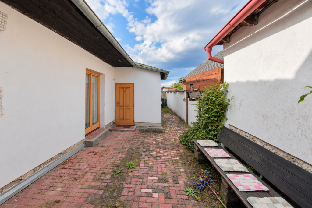 Prodej rodinného domu 4+1 38 prodej rodinneho domu 4 1 se zahradou zahradky u jindrichova hradce jihocesky kraj reality vencovsky 07