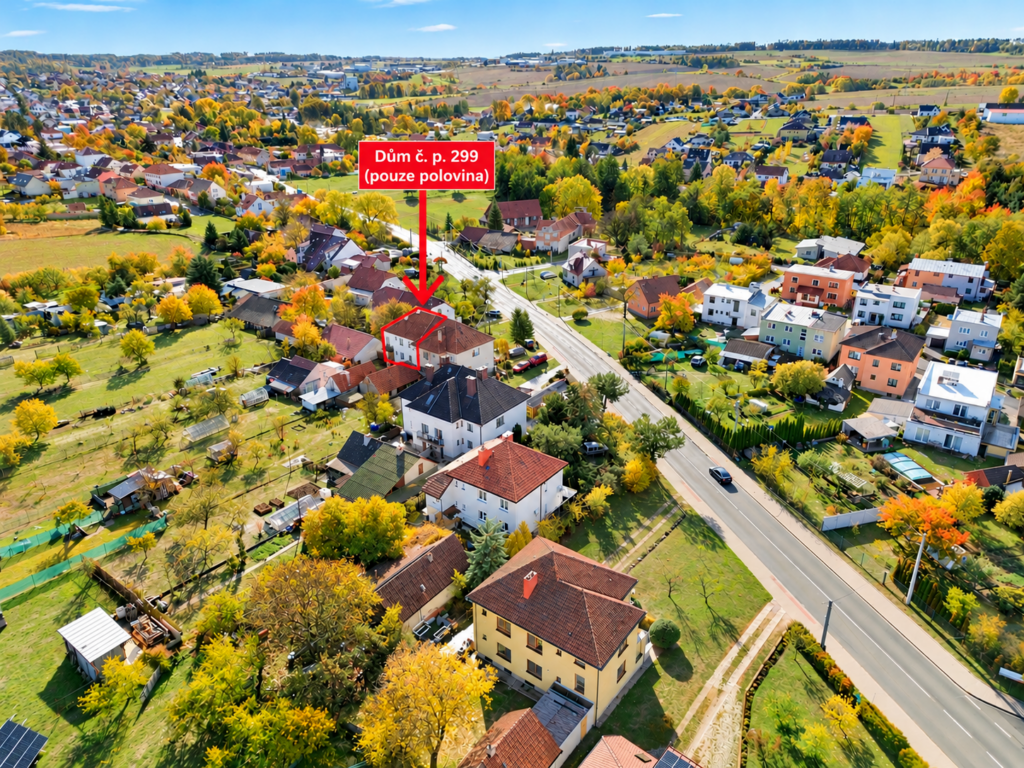 Prodej rodinného domu 2× 3+1, 245 m² 15 prodej rodinneho domu 2x 3 1 245 m2 velka bites lanice reality vencovsky brno kraj vysocina 05 letecky pohled na oznaceny dum c.p.299 2