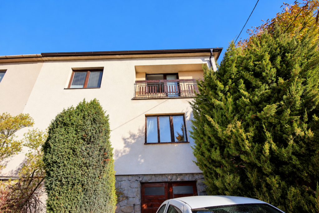 Prodej rodinného domu 2× 3+1, 245 m² 9 prodej rodinneho domu 2x 3 1 245 m2 velka bites lanice reality vencovsky brno kraj vysocina 22 sluncem zality dum mezi zeleni