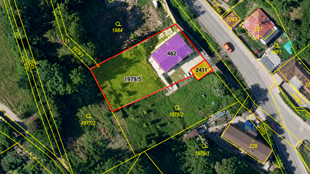 Prodej rodinného domu se dvěma bytovými jednotkami, 272 m², pozemek 932 m² 35 prodej rodinneho domu dve bytove jednotky 272 m2 pozemek 932 m2 jilove u prahy kabaty reality vencovsky 07
