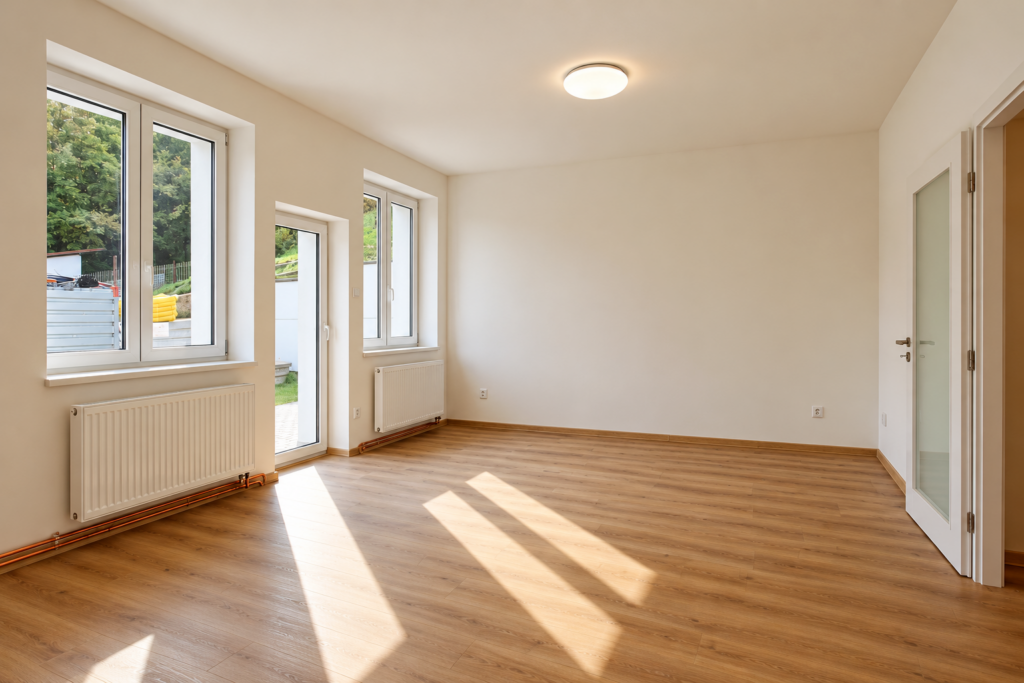 Prodej rodinného domu se dvěma bytovými jednotkami, 272 m², pozemek 932 m² 7 prodej rodinneho domu dve bytove jednotky 272 m2 pozemek 932 m2 jilove u prahy kabaty reality vencovsky 32